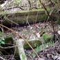 Les lavoirs de la houn de Caubin. Si on considère la position topographique d'Arthez-de-Béarn, c'est certainement grâce à la présence de nombreuses sources sur ses hauteurs que le village a pu se développer dès le Moyen Âge. Jusque dans les années 1950 l'