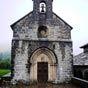 La chapelle de Santiago, construite au XIIIe siècle en style gothique, est d'une harmonieuse simplicité et possède une seule nef voûtée sur croisée d'ogive. Elle est aussi nommée l'église des pèlerins.