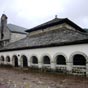 La Chapelle funéraire du Saint-Esprit ou Silo de Charlemagne remonte au XIIe siècle. C'est le plus ancien bâtiment de Roncevaux et se situe à côté de la chapelle de santiago. Elle fut érigée en style roman sur la roche où, d'après la légende, Roland aurai