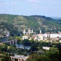 Arrivée à Cahors, ville attachante qui conserve de nombreuses traces du passé.