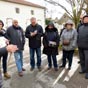 Début de notre visite de Charroux : il ne fait pas chaud mais la joie est dans les coeurs....