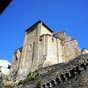 Estella : Eglise San Miguel. Cet édifice, de la fin du XIIe siècle, est bâti sur un escarpement rocheux.