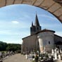 Audignon : L'église Notre-Dame ou Sainte-Marie dresse son splendide chevet au-dessus du petit cimetière de ce modeste village. La beauté et la grandeur de cet édifice roman laissent supposer que le bourg a joué un rôle important au XIIe siècle. De cet édi