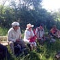 Pause en milieu de cette chaude matinée de l'étape Jumeaux-Brioude.