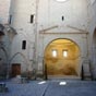 Viana : Intérieur de San Pedro, il n'en subsiste que des ruines ; les murs et le chevet sont du XIIIe siècle.