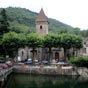 Lunas : l'église paroissiale Saint-Pancrace possède des chapiteaux romans du XIIe siècle. La voûte, la nef et le choeur sont gothiques.