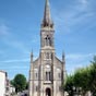 Mirambeau : L'église Notre-Dame-de-l'Assomption est située en centre-ville. Construite au XIXe siècle, de style néo-roman, elle remplace une ancienne chapelle des Récollets, devenue vétuste. 