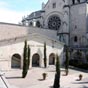 La cour d'honneur de la faculté de médecine (ancien cloître du monastère Saint-Benoît) et le Theatrum Anatomicum construit en 1804 et financé en partie par Chaptal.