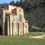 L’Église San Miguel de Lillo est une église préromane du IXe siècle édifiée sur le mont Naranco. Elle est située à moins de 200 mètres de l'église Santa María.