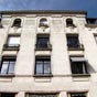 Poitiers : façade Art Déco (1928) sur la place du Maréchal-Leclerc.