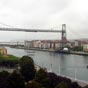 Le principal attrait touristique de Portugalete est le Pont de Biscaye également connu comme le pont suspendu, construit en 1893, ce qui en fait le pont suspendu le plus vieux du monde.