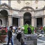 Musées du Vatican : Après une longue explication de l'histoire des musées, nous commencons la visite par le musée Pio Clementino qui est consacré à la statuaire grecque et romaine.