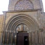 Portail de l'église Santiago.