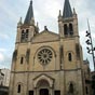 Façade de l'église Saint-Louis.