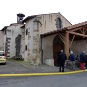 Nos confrères devant l'église de Paulhat