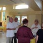 Avant de partager le pain et le vin le rituel de table unit en pensée l'ensemble de nos confrères....